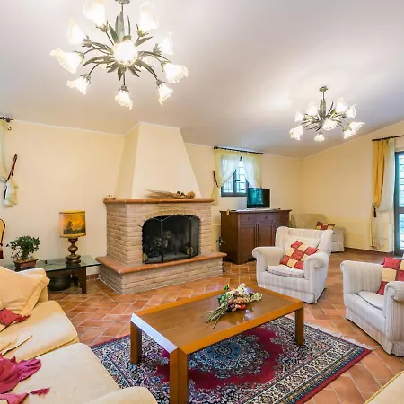 בית נופש Rosa-margherita-lavanda-ginestra-gelsomi By Interhome *