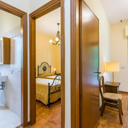 בית נופש Rosa-margherita-lavanda-ginestra-gelsomi By Interhome