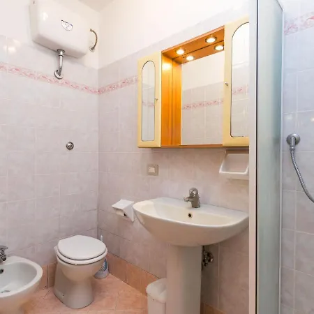 Le Muricce By Interhome Badia Agnano