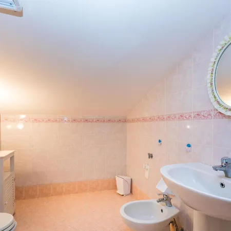 Le Muricce By Interhome Badia Agnano